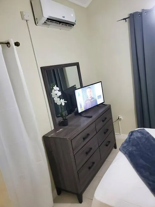 Appartamento Jacaranda Gated Calm Sydenham Pen 0*,  Giamaica