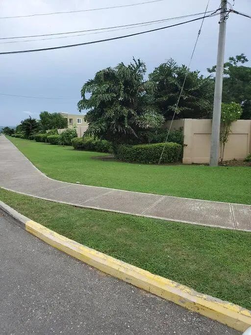 Appartamento Jacaranda Gated Calm Sydenham Pen