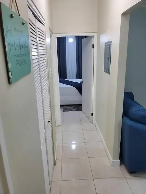 Jacaranda Gated Calm Apartment Sydenham