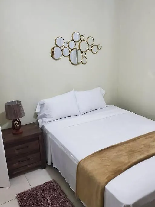 Jacaranda Gated Calm Apartment Sydenham